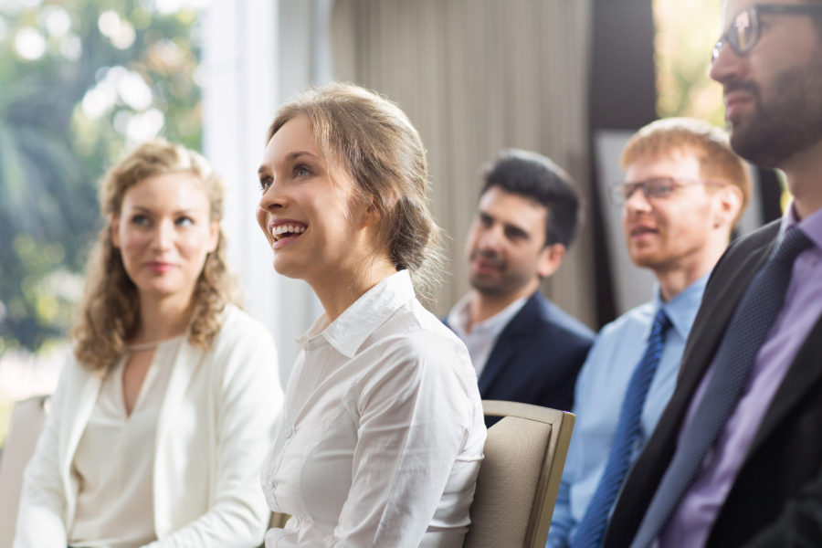 7 razões para sua empresa marcar presença em feiras de negócios