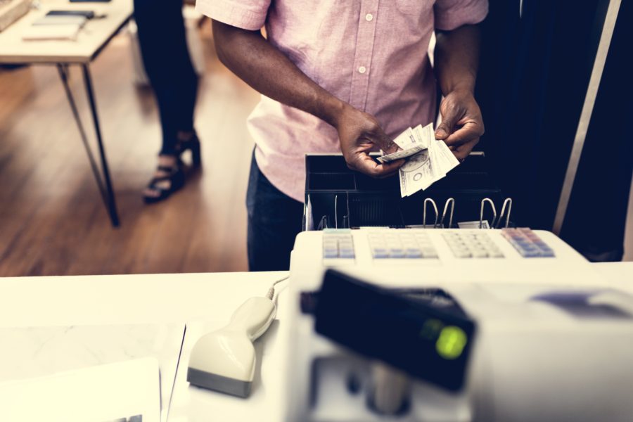 Saiba por que o lucro pode não ser sinônimo de dinheiro em caixa