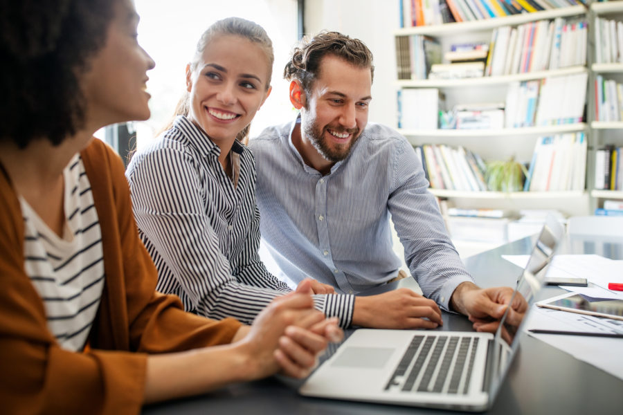 Saiba como proporcionar um ambiente de trabalho saudável para a sua empresa