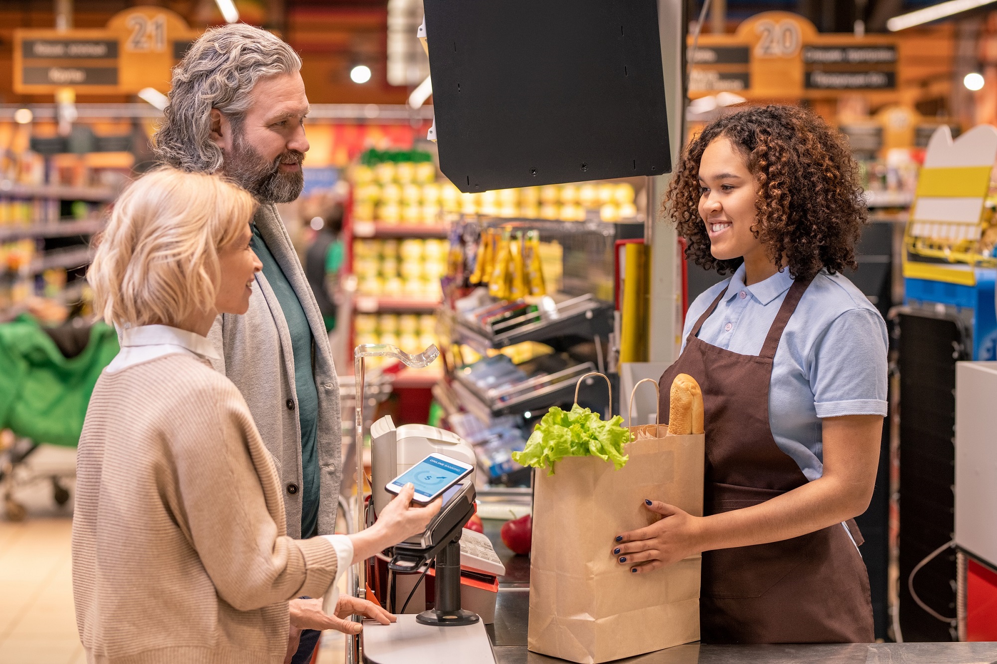 Como melhorar o atendimento presencial do supermercado